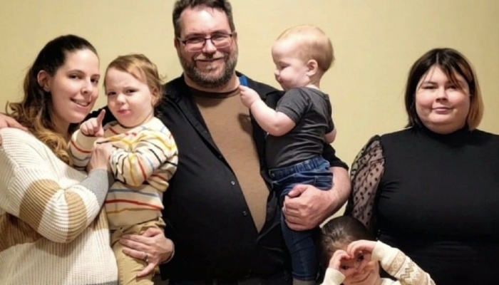 Free Crowdfunding Campaign: Young breast cancer mom by Amber Rupp